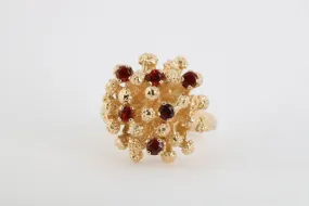 14k Yellow Gold Ring with 0.10tcw Rubies Size 6.25 (8.91g.)