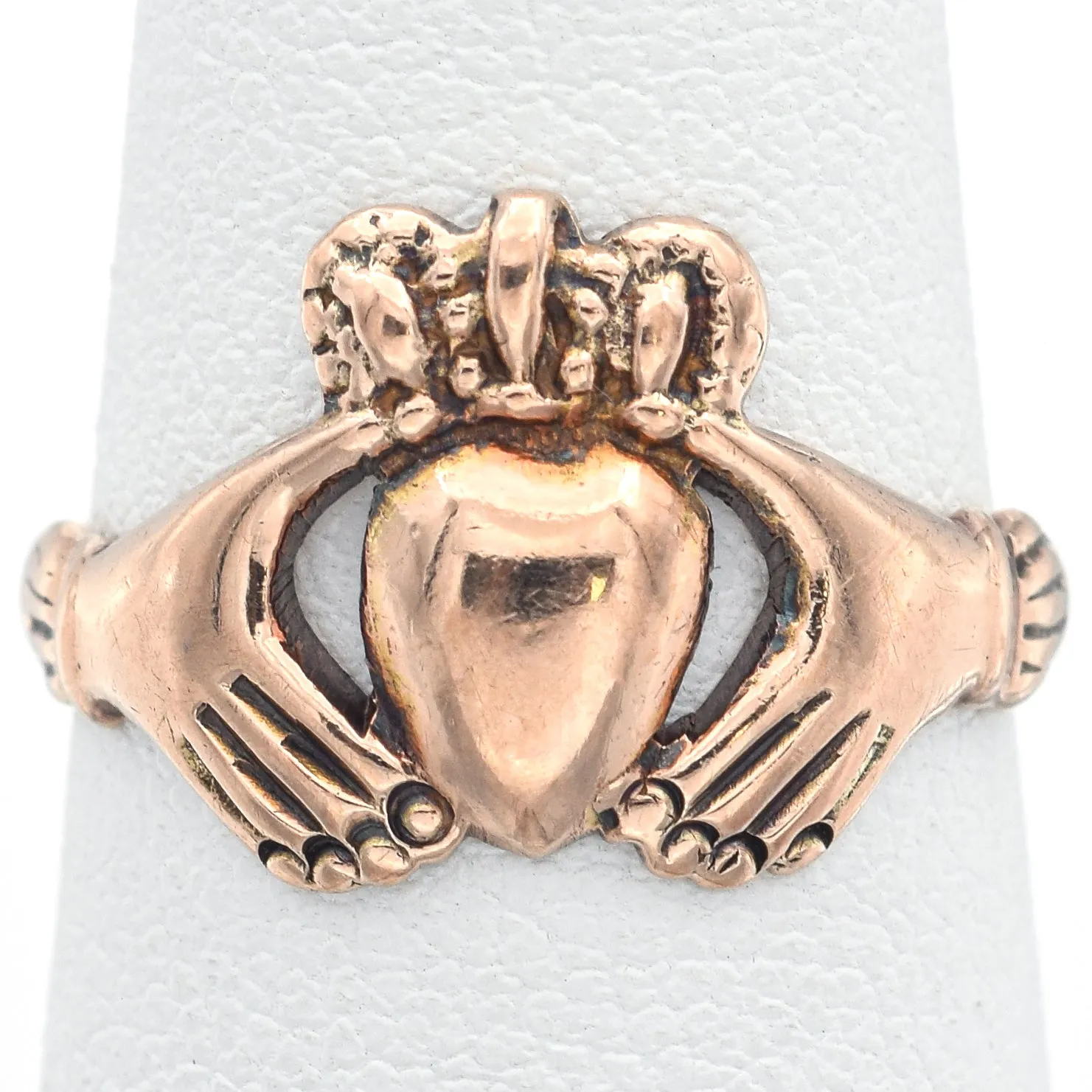 Antique 9K Yellow Gold Irish Claddagh Band Ring Size 5.25