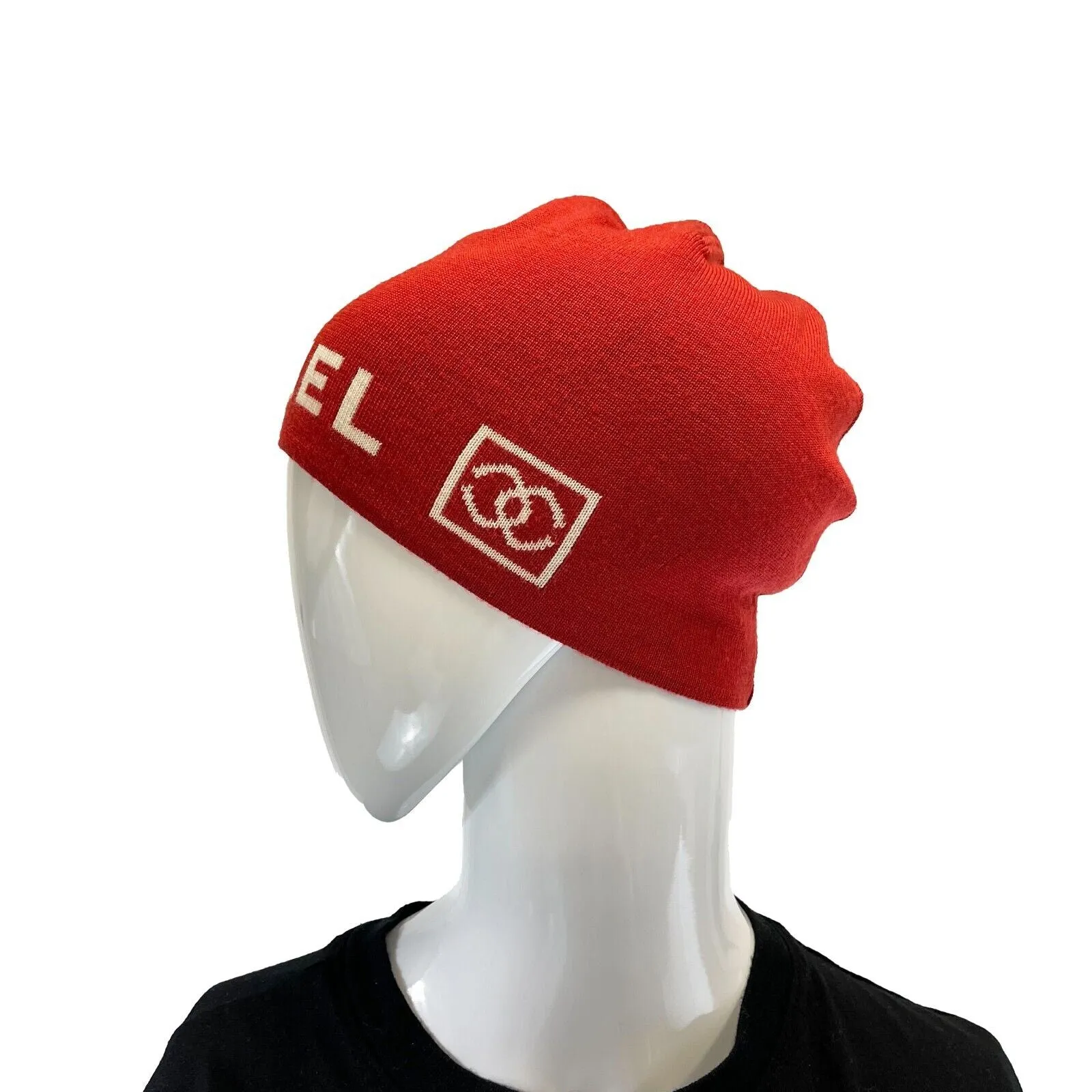 CHANEL - 2000s CC Sports Knitted Beanie - Red - One Size - Hat