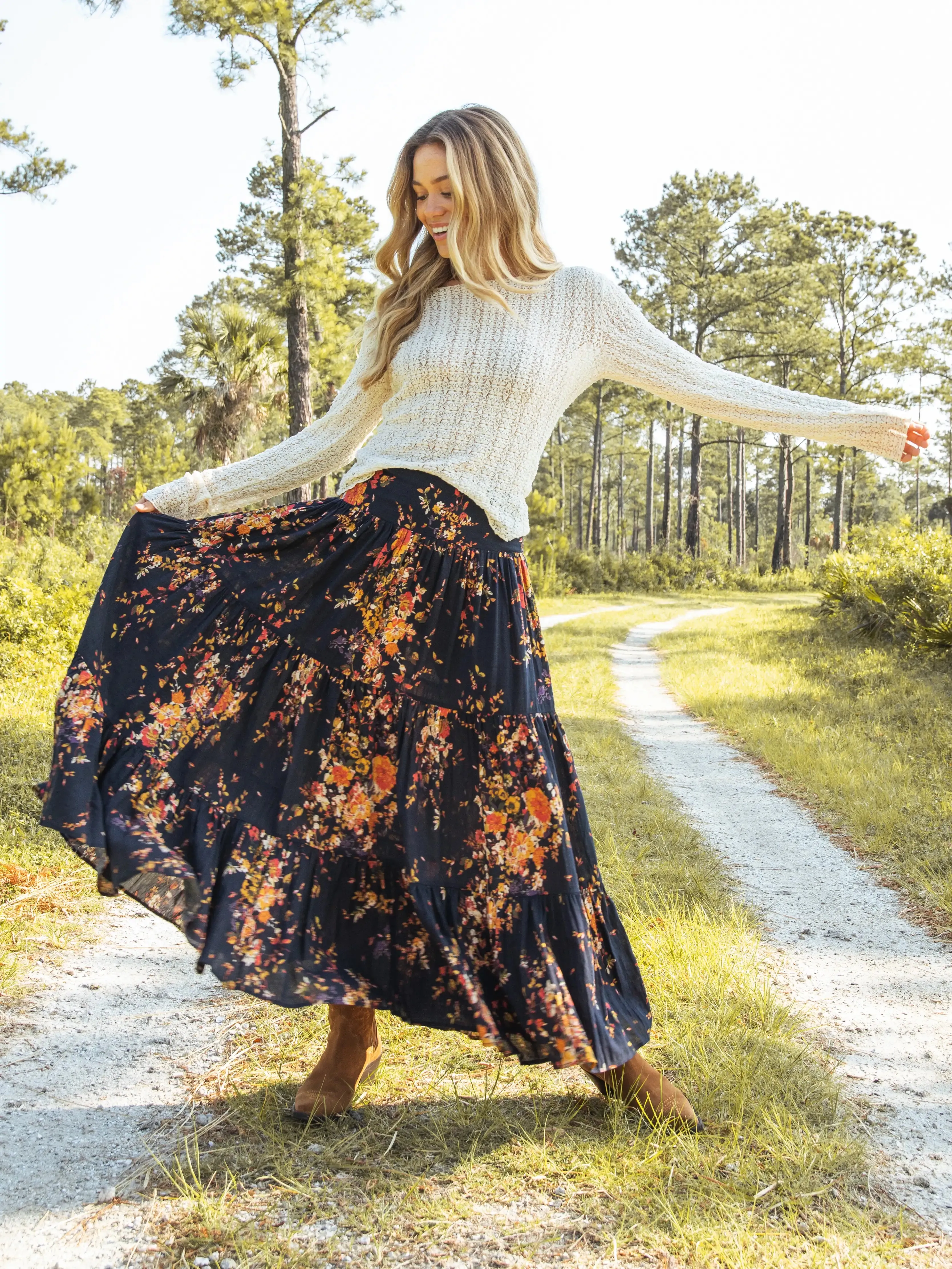 Hanna Convertible Maxi Skirt - Navy Red Bouquets