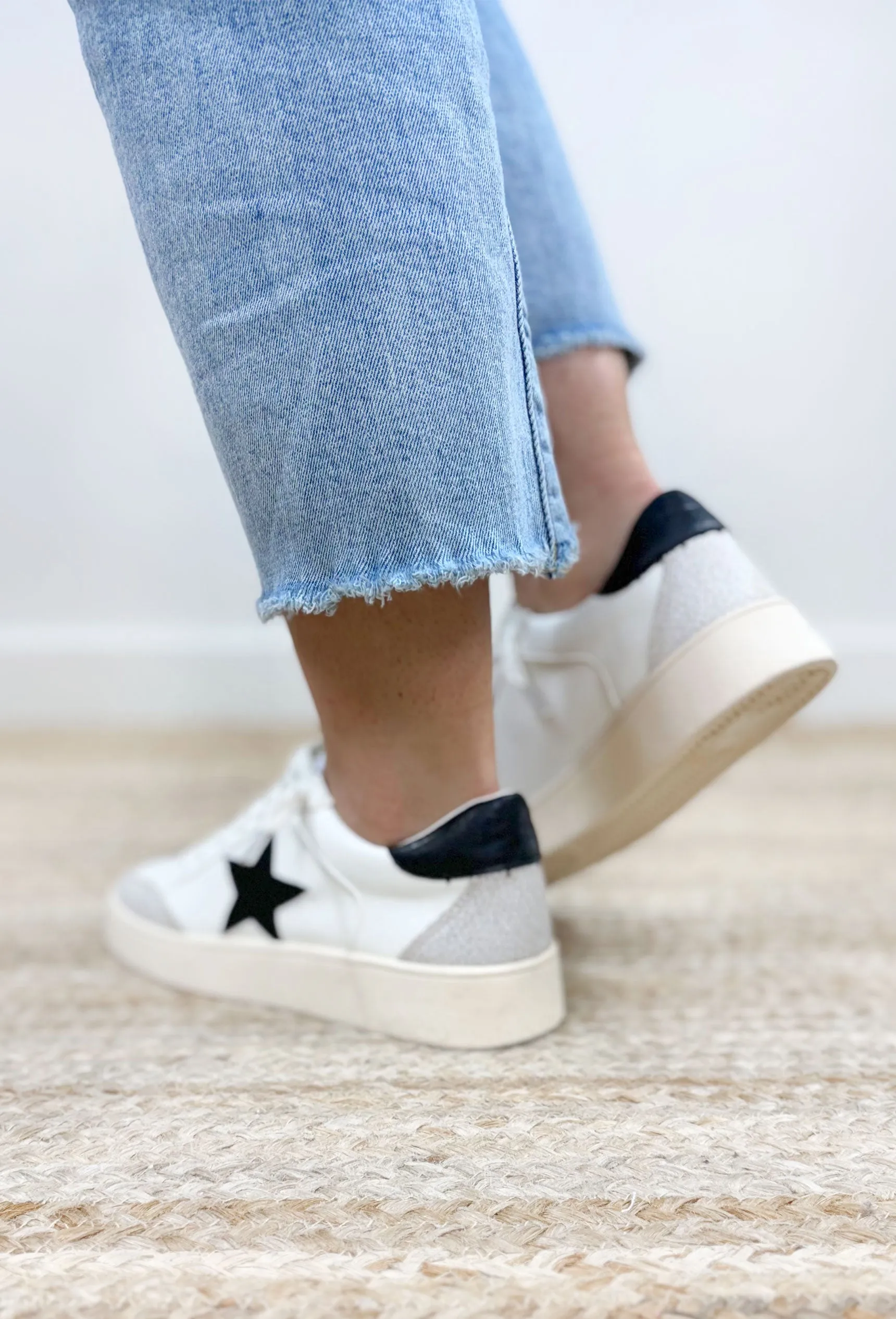 Juniper Star Sneakers in White