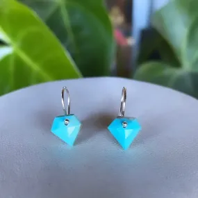 Mini earrings in faceted turquoise