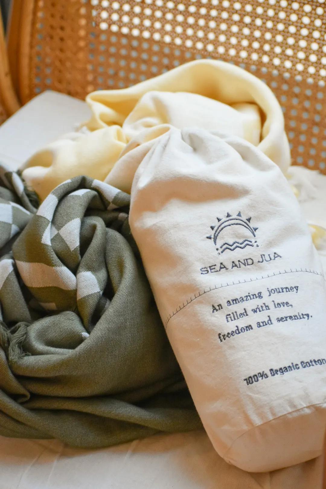 Organic Cotton Jacquard Throw