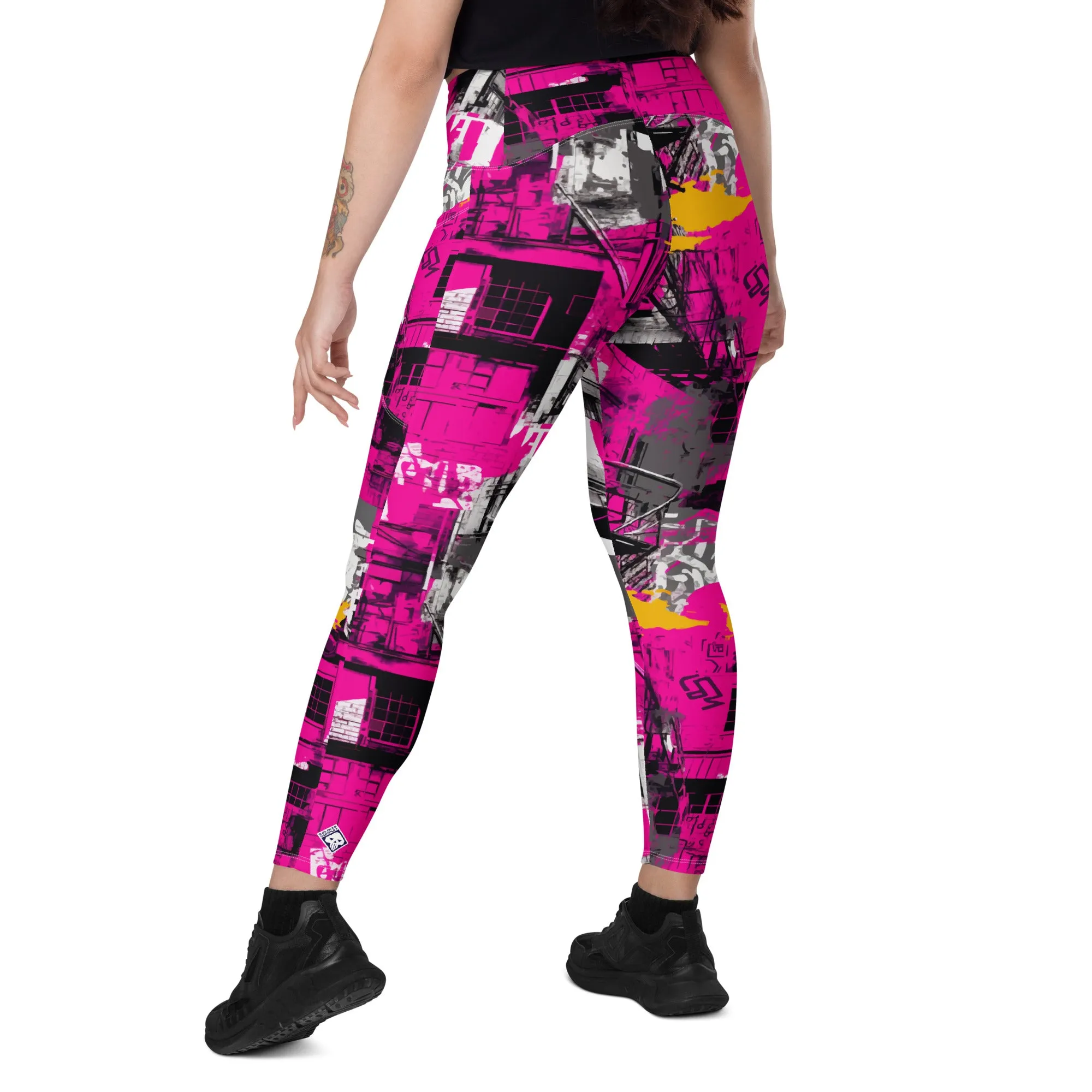 Streetwise Strides: Women's Running Leggings with Pockets - Urban Decay 002