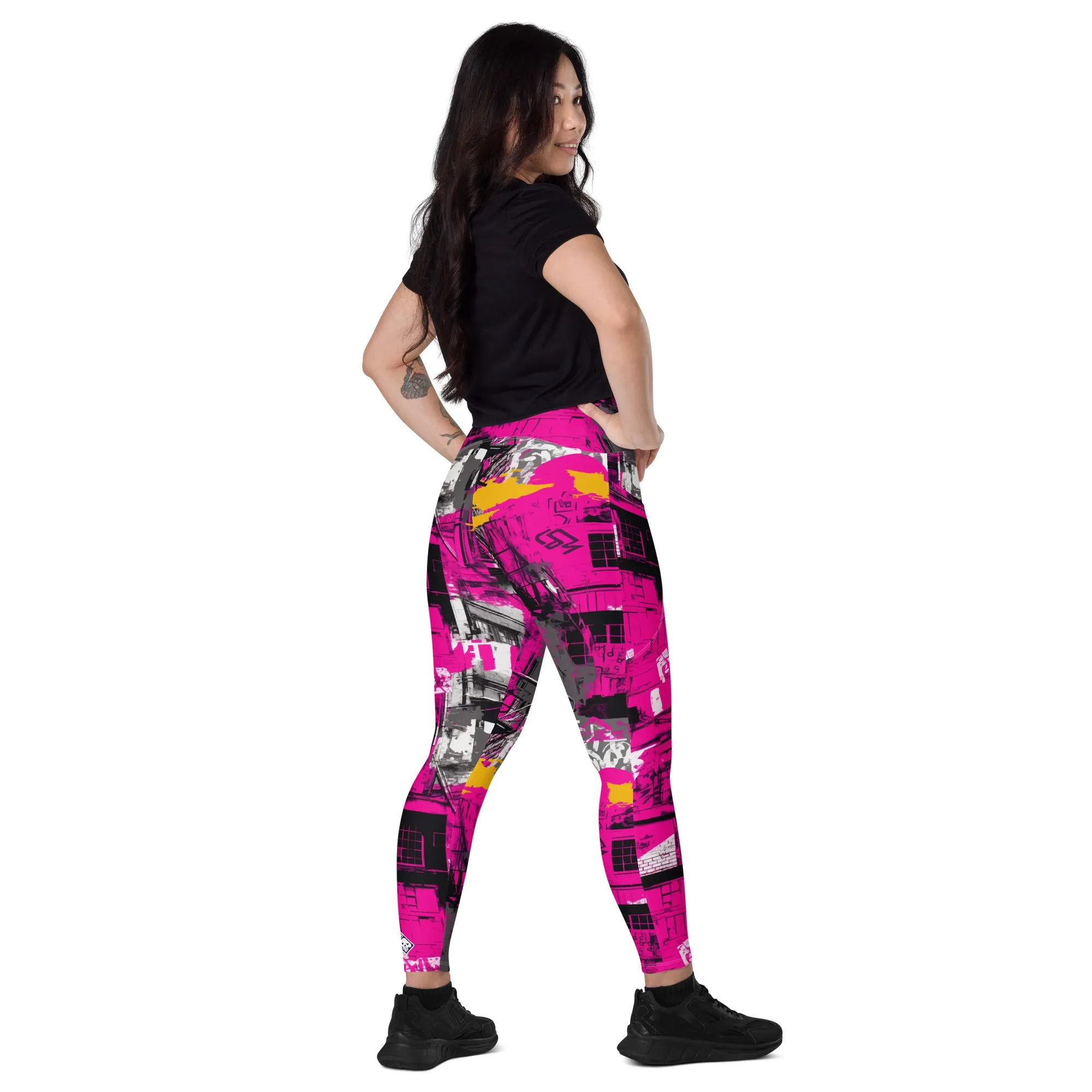 Streetwise Strides: Women's Running Leggings with Pockets - Urban Decay 002