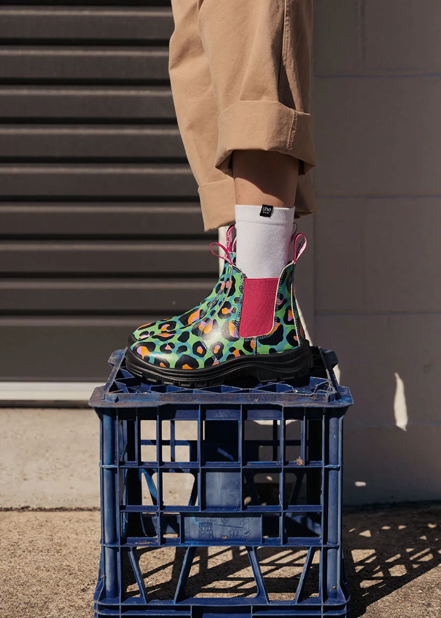 Uplifts: she wear x Kasey Rainbow lifestyle boot